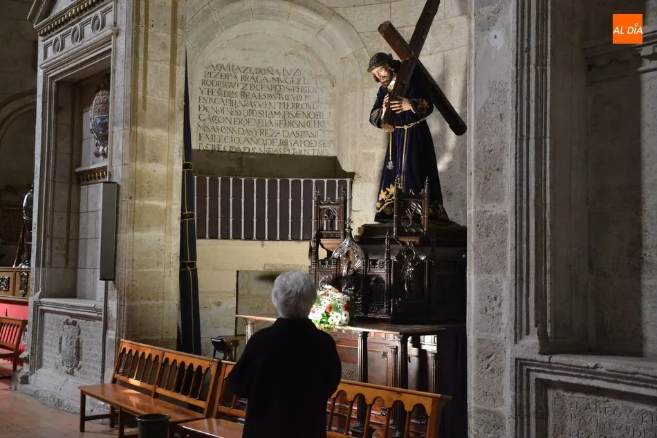 Foto 10 - La Cofrad&iacute;a de Jes&uacute;s Nazareno da a Ciudad Rodrigo aroma de Semana Santa  