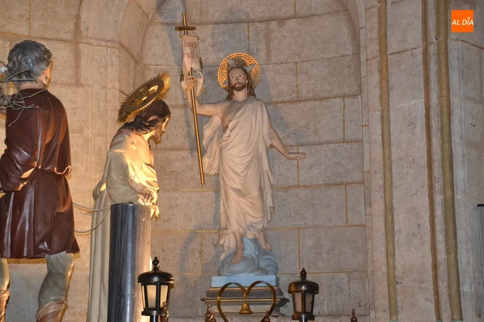 Foto 4 - La Cofrad&iacute;a de Jes&uacute;s Nazareno da a Ciudad Rodrigo aroma de Semana Santa  