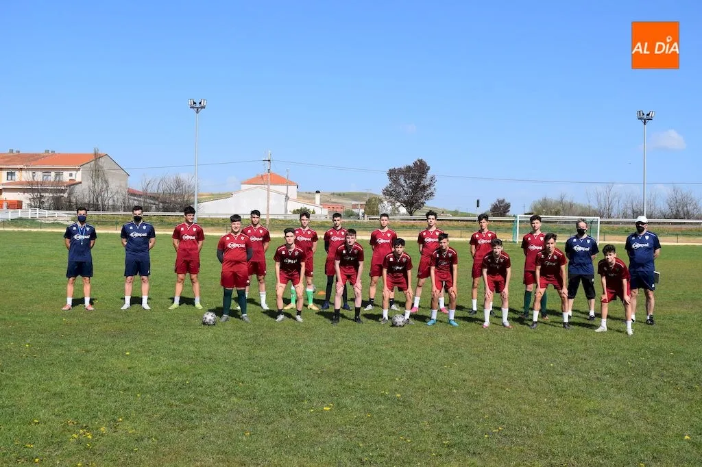 Integrantes de la plantilla del Guijuelo Cadete / Pedro Zaballos