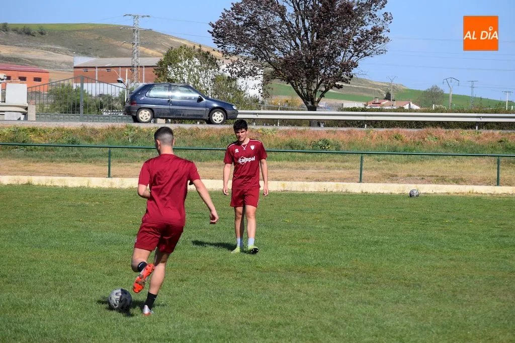 Foto 5 - El Cadete del Guijuelo realiza una &ldquo;miniconcentraci&oacute;n&rdquo; en Alba de Tormes