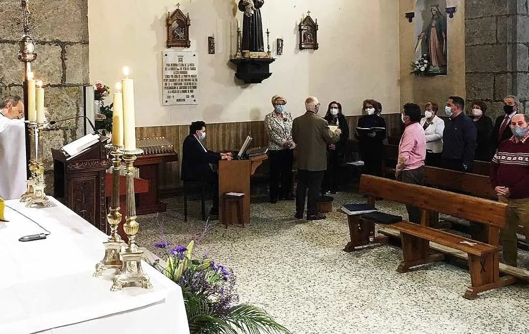 Foto 8 - El Cristo Bendito de San Andr&eacute;s protagoniza los d&iacute;as centrales de la Semana Santa en su parroquia ...