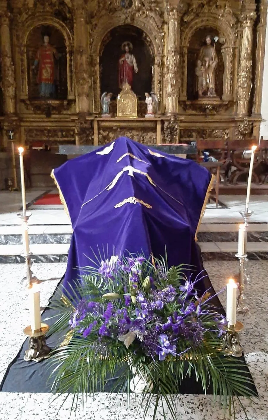 Foto 3 - El Cristo Bendito de San Andr&eacute;s protagoniza los d&iacute;as centrales de la Semana Santa en su parroquia ...
