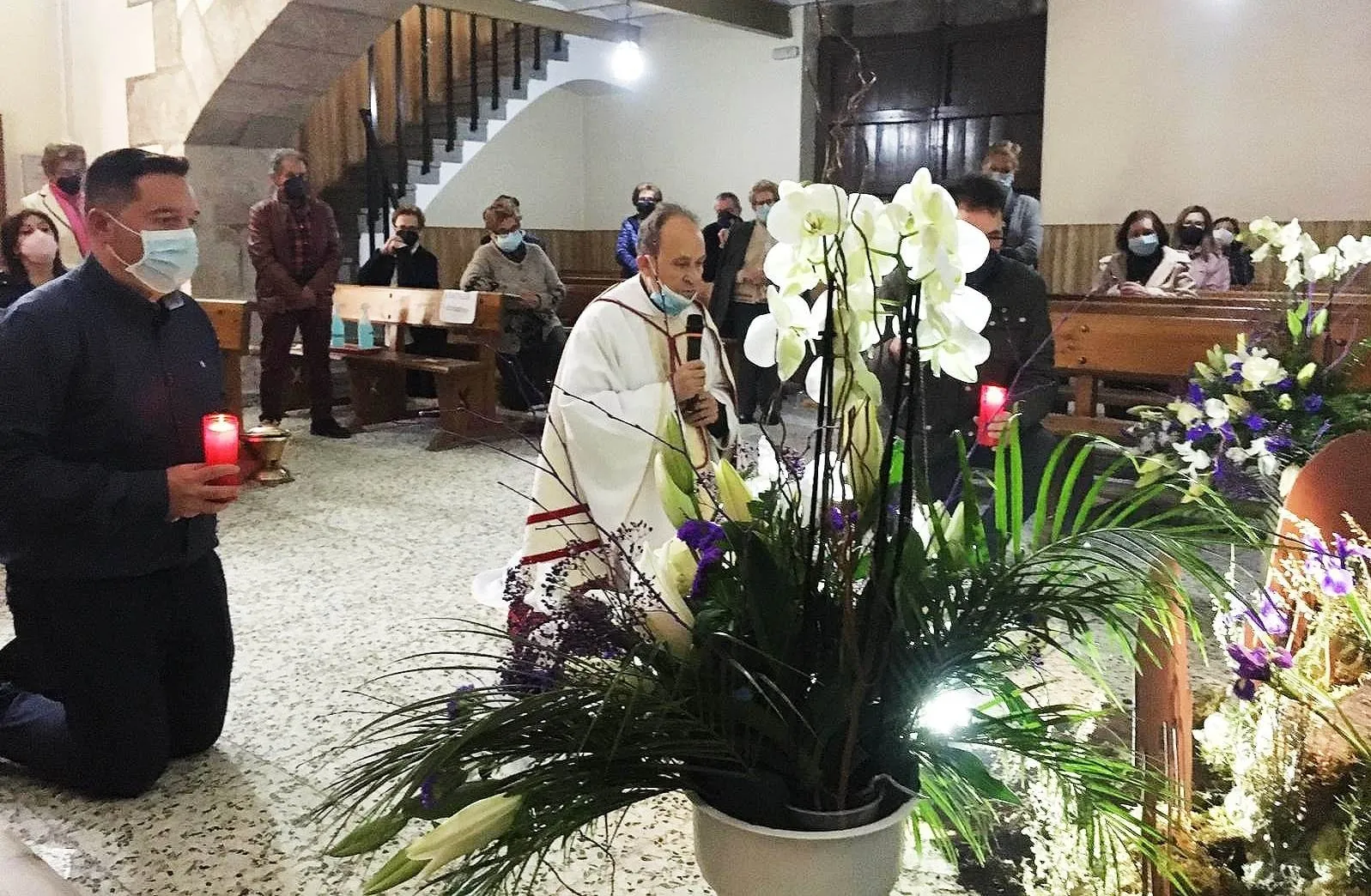 Foto 4 - El Cristo Bendito de San Andr&eacute;s protagoniza los d&iacute;as centrales de la Semana Santa en su parroquia ...