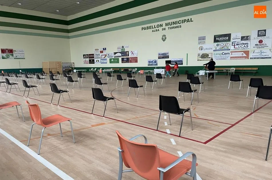 Casi 2.000 personas citadas para las vacunaciones masivas del domingo y el miércoles en Alba de...