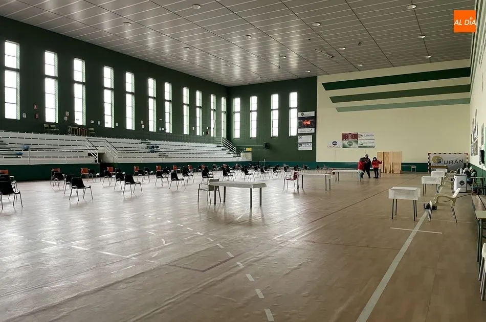 Foto 4 - Casi 2.000 personas citadas para las vacunaciones masivas del domingo y el mi&eacute;rcoles en Alba de...