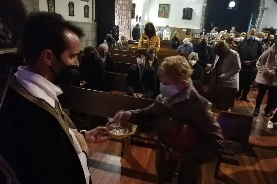 Foto 3 - El Serm&oacute;n de las Siete Palabras, uno de los pocos actos de la Semana Santa bejarana