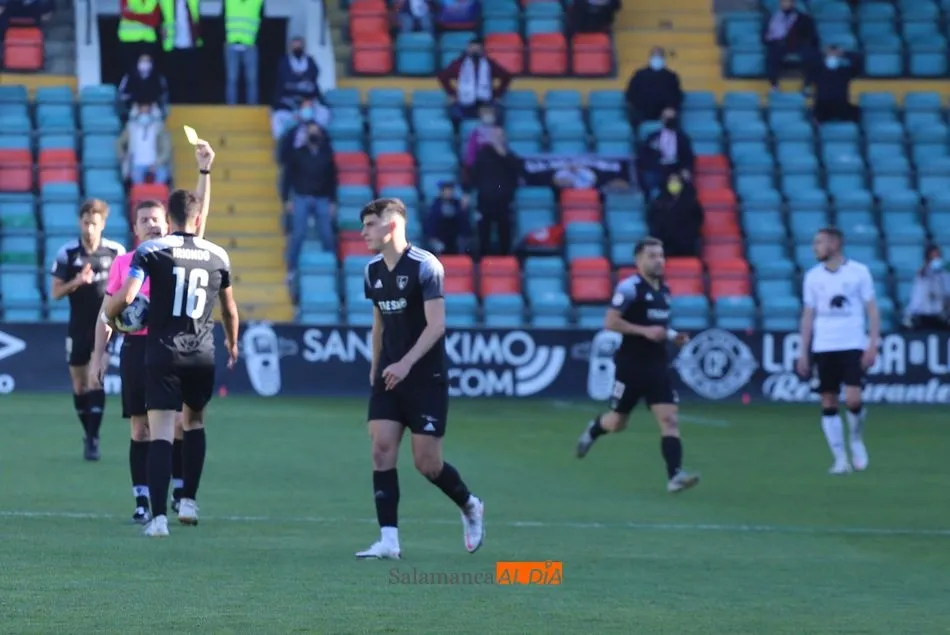 Foto 10 - El Salamanca UDS se inmola en el a&ntilde;adido con el Lealtad y deja claro que la segunda fase no ser&aacute;...