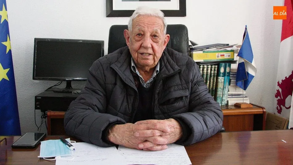 Arturo de Inés, alcalde de Villaseco de los Reyes  /  CORRAL