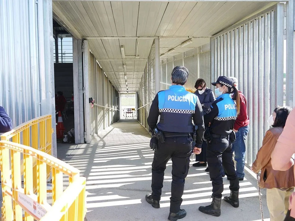 Foto 2 - En torno a 400 mayores de 80 a&ntilde;os de la Periurbana Sur se han vacunado este martes en Carbajosa&nbsp;