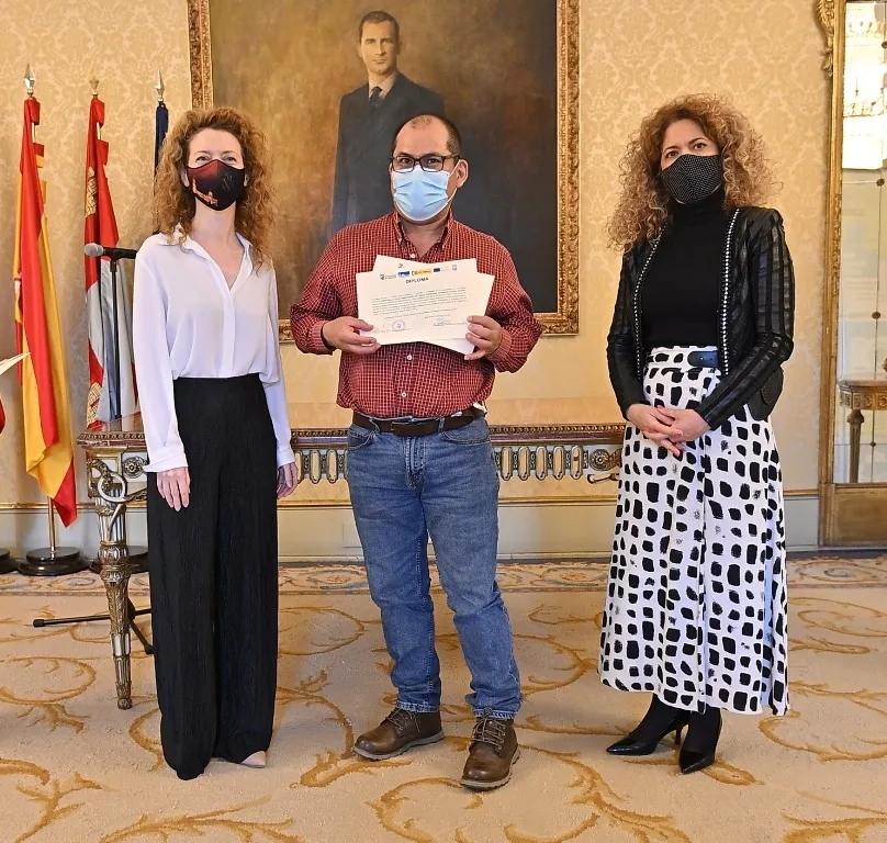 Foto 7 - El Ayuntamiento concluye la formaci&oacute;n de 13 personas desempleadas para facilitar su inserci&oacute;n en...