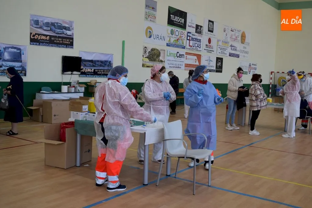 El Ayuntamiento agradece el trabajo sin descanso del personal sanitario en las vacunaciones...