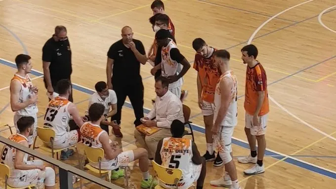 Un tiempo muerto de Yeyo / Aquimisa Basket