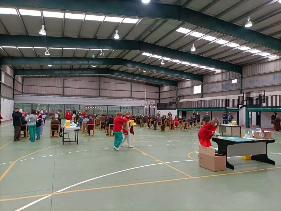 Foto 9 - Intensa jornada de vacunaciones para los serranos en Tamames, La Alberca y Linares de Riofr&iacute;o