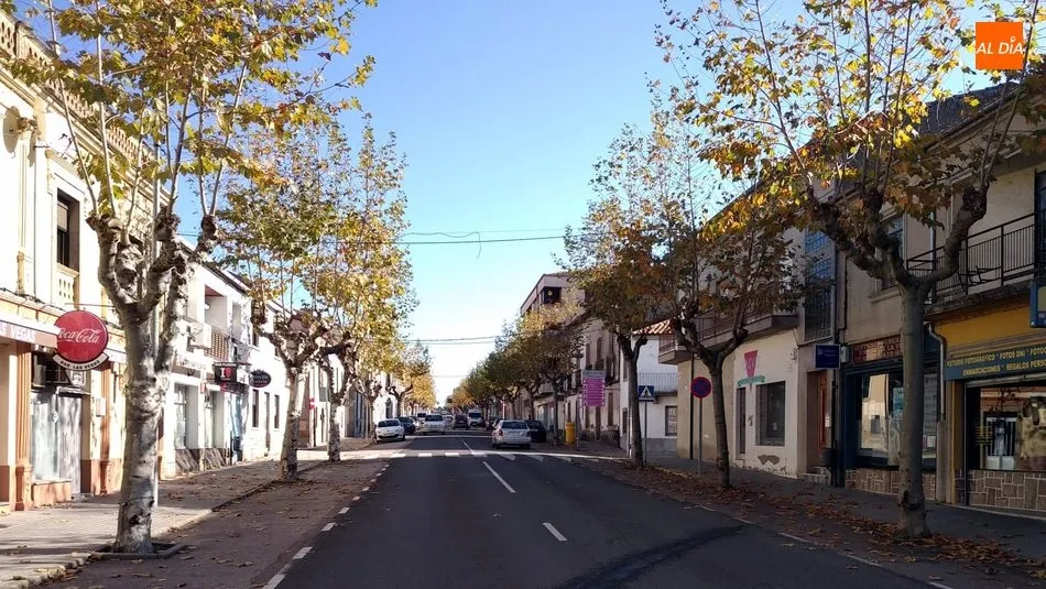 Imagen de la céntrica carretera de la Estación de Lumbrales / E. Corredera