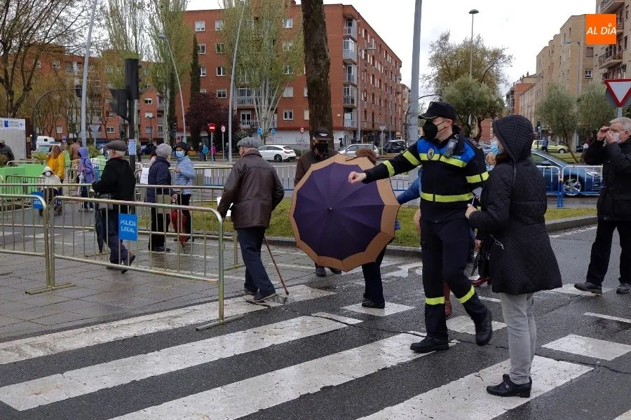 Foto 9 - Normalidad en la segunda jornada de la vacunaci&oacute;n masiva para los mayores de 80 a&ntilde;os&nbsp;