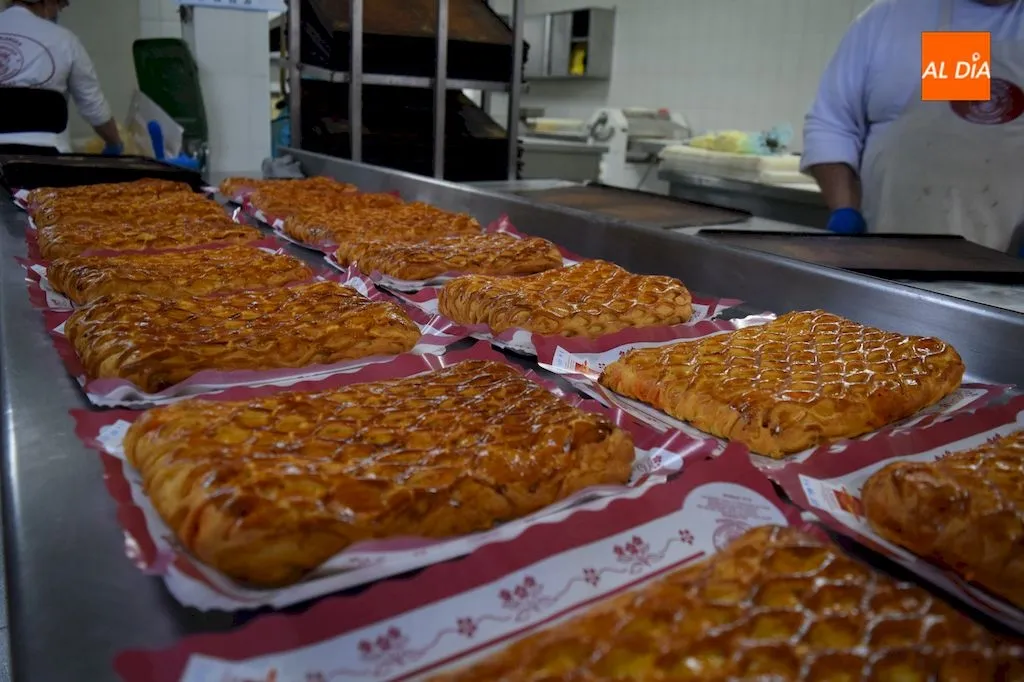 Foto 10 - Pasteler&iacute;a La Madrile&ntilde;a: &ldquo;Qui&eacute;n prueba el hornazo dulce de Alba de Tormes siempre repite&rdquo;