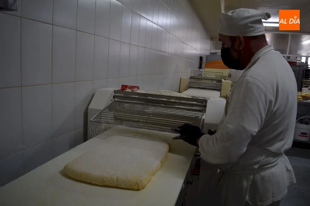 Foto 8 - Pasteler&iacute;a La Madrile&ntilde;a: &ldquo;Qui&eacute;n prueba el hornazo dulce de Alba de Tormes siempre repite&rdquo;