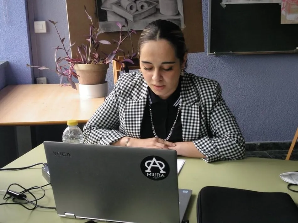 Foto 2 - Claudia Reinoso, del Colegio Calasanz, participar&aacute; en la Olimpiada filos&oacute;fica a nivel nacional