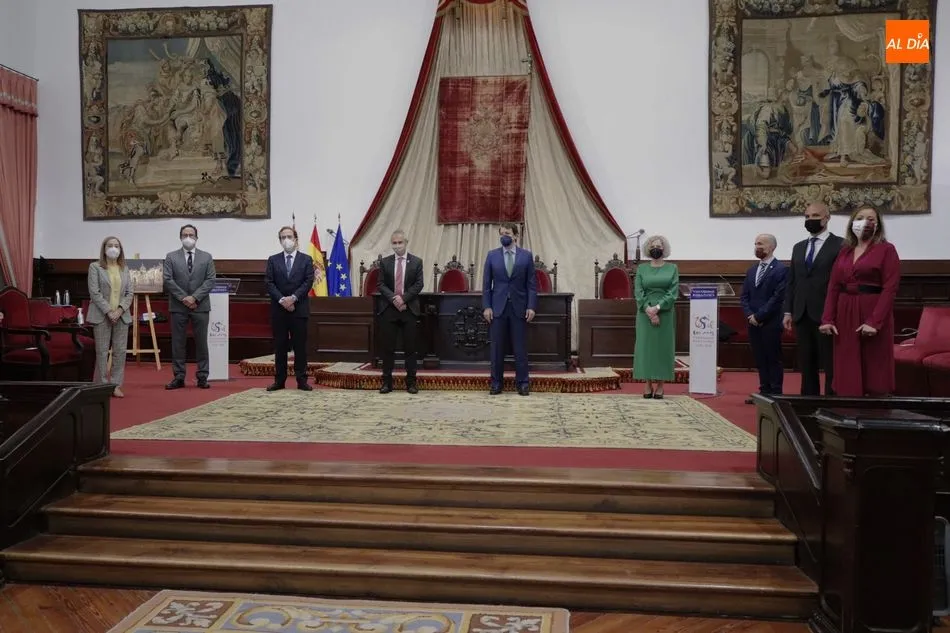 Foto 2 - La USAL nombra socias de honor a Ana Pastor Juli&aacute;n y a Susana Marcos Celestino