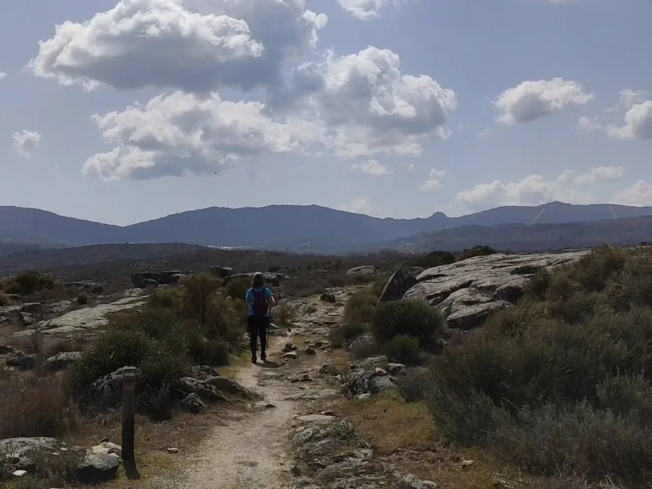 Foto 3 - San Mart&iacute;n del Casta&ntilde;ar, cruce de caminos con el r&iacute;o Francia como artista invitado