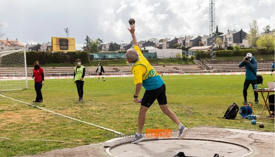 Foto 5 - Las Pistas disfrutan del talento que hay en el atletismo con un gran control