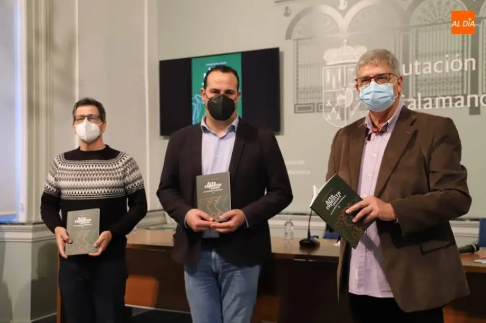 Presentación de uno de los últimos libros editados por la Diputación - Archivo