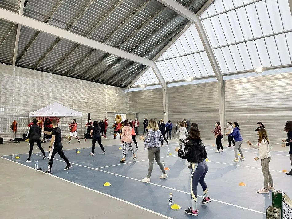 Foto 6 - Vecinos de todas las edades se apuntan al &lsquo;Carbajosa Move On&rsquo; a ritmo de zumba