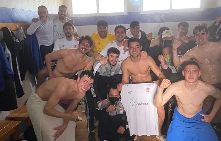 Milagrosa remontada del Ciudad Rodrigo gracias a un doblete de Alberto García en el descuento  