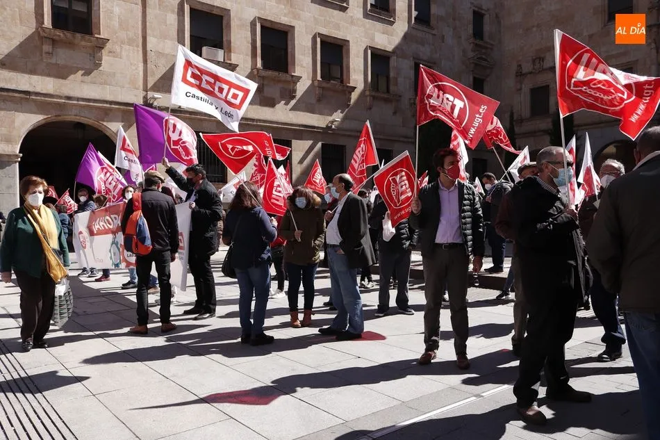 Foto 10 - &nbsp;#AhoraS&iacute;Toca, nueva movilizaci&oacute;n de UGT y CCOO para que el Gobierno cumpla sus promesas