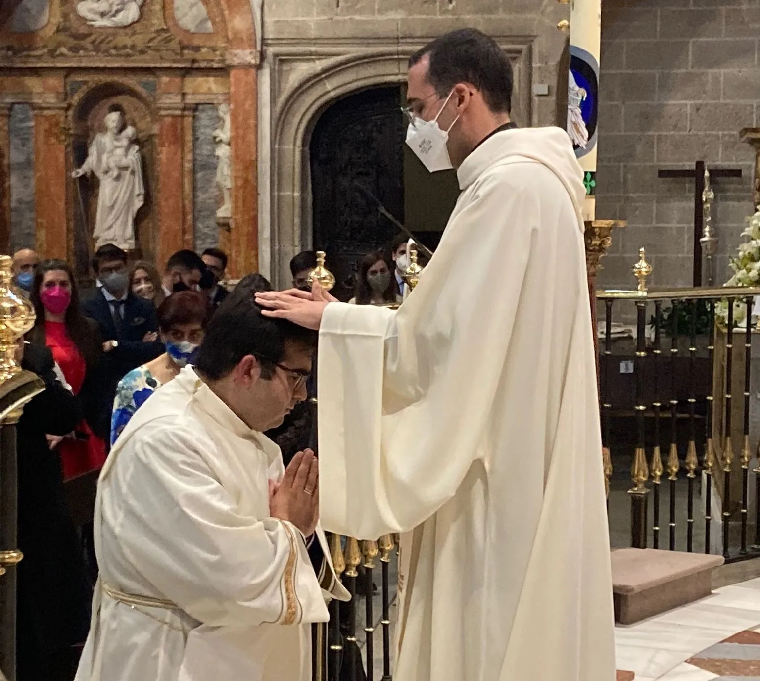Foto 2 - Ordenado sacerdote el Defensor del V&iacute;nculo y Promotor de Justicia de la Di&oacute;cesis de Ciudad...