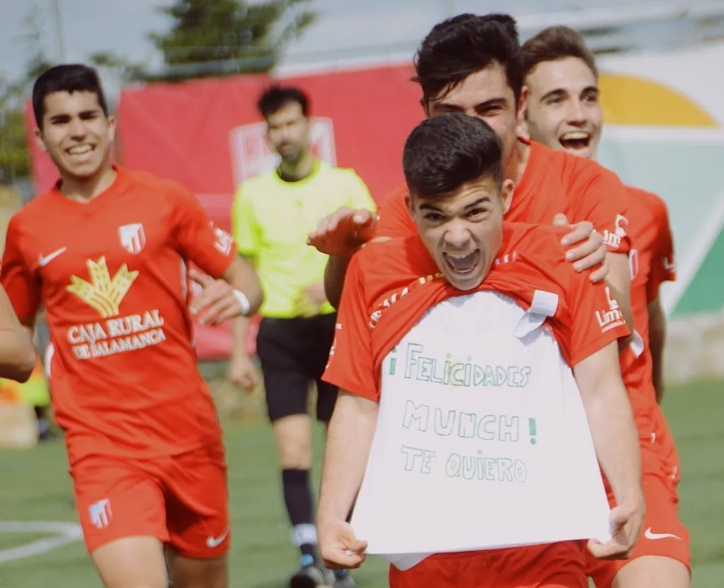 Forli, del DH, celebra un gol / UD Santa Marta