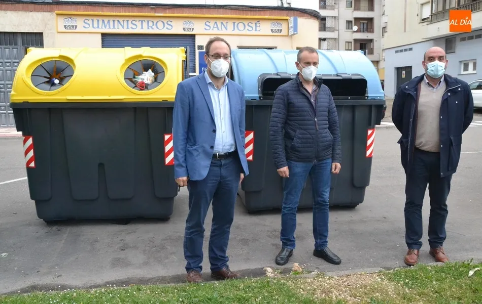 En marcha la reposición de contenedores de residuos sólidos urbanos y de reciclaje  