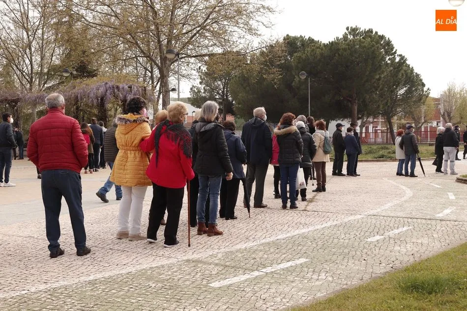 Foto 9 - Nueva vacunaci&oacute;n masiva en el Multiusos para personas de 79 a 74 a&ntilde;os