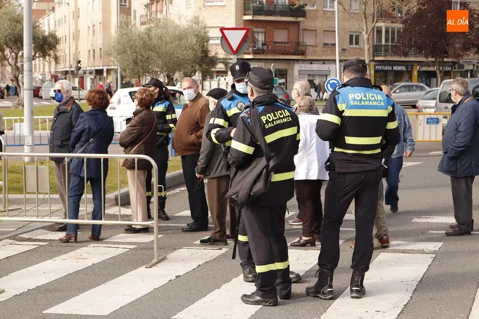 Foto 5 - Nueva vacunaci&oacute;n masiva en el Multiusos para personas de 79 a 74 a&ntilde;os