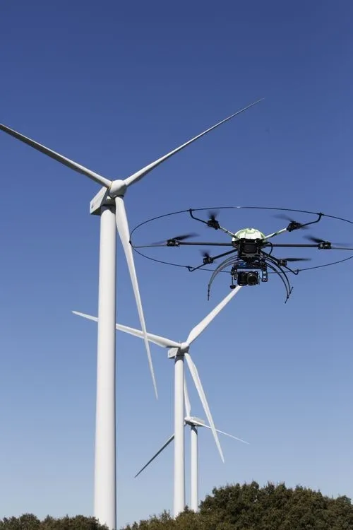 Foto 2 - El dron salmantino de Arb&oacute;rea trabaja en el Mar del Norte
