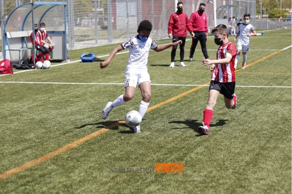 Foto 10 - Resultados, clasificaciones e im&aacute;genes del f&uacute;tbol base provincial
