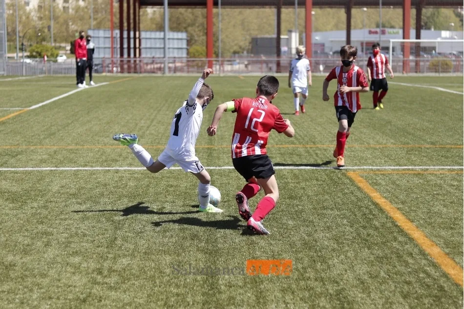 Foto 5 - Resultados, clasificaciones e im&aacute;genes del f&uacute;tbol base provincial