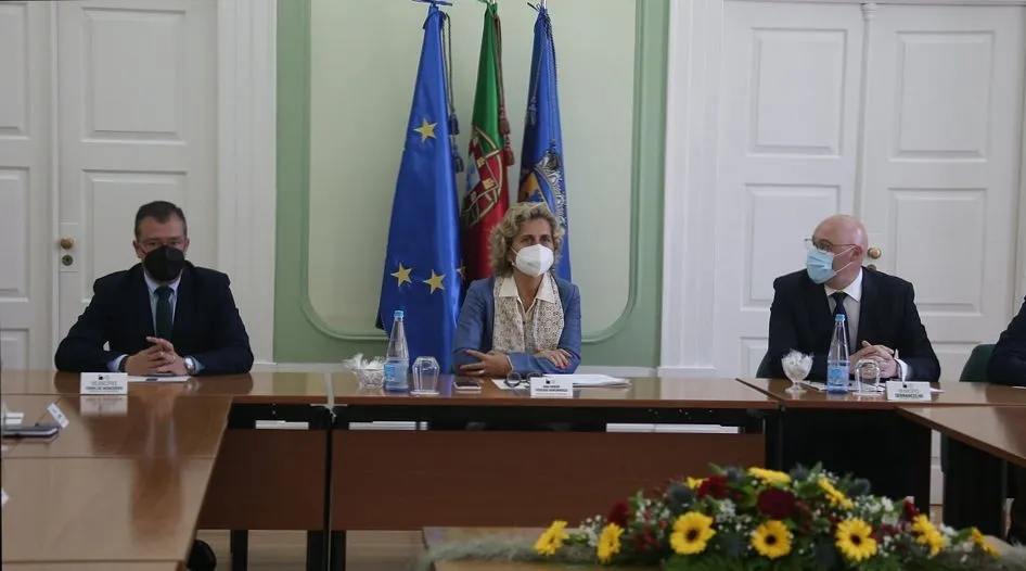 Foto 3 - Portugal crea un grupo de trabajo para avanzar con el Tren del Duero hasta la frontera  