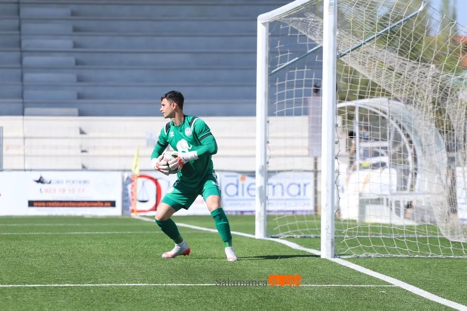Foto 9 - Contundente goleada de Unionistas al Valladolid Promesas para seguir vivo (3-1)