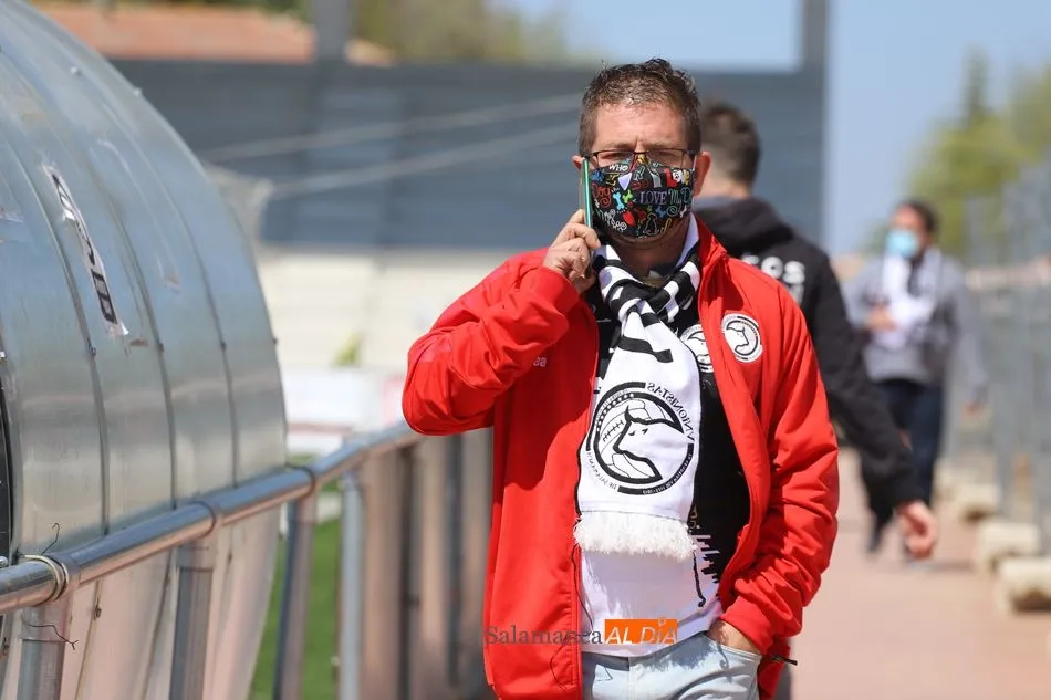 Foto 9 - Otros 108 socios de Unionistas que no fallan a su equipo en busca del sue&ntilde;o del playoff de Segunda