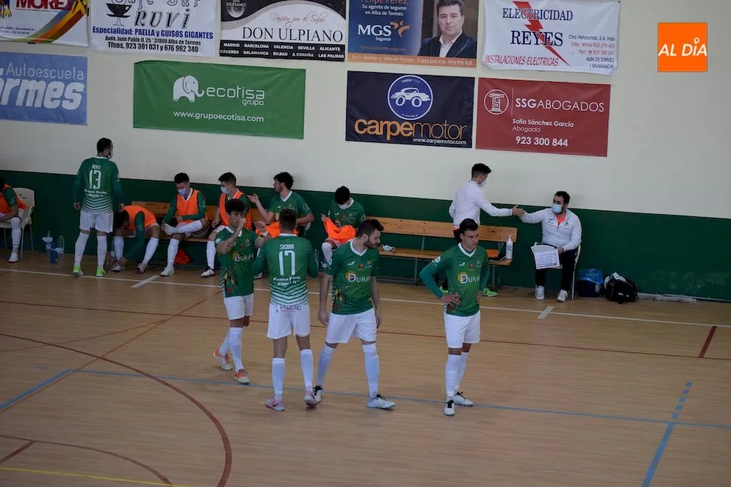Jugadores del Piensos Durán Albense antes del partido / Pedro Zaballos