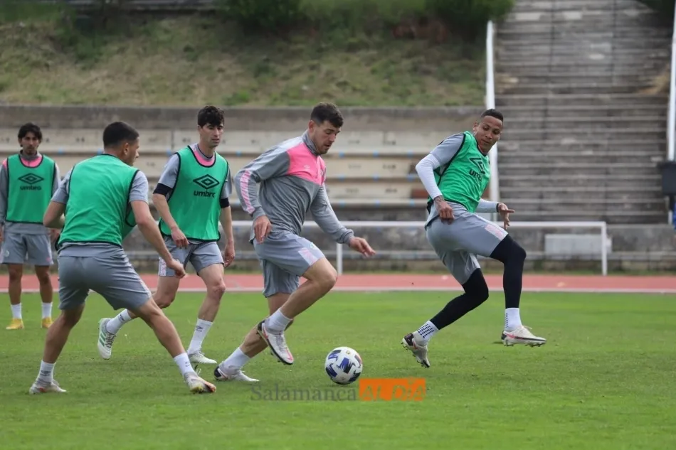 Foto 4 - Nacho L&oacute;pez pasa la COVID-19 y reaparece en una sesi&oacute;n sin Lolo Escobar, Javi Navas y Casado tras ...