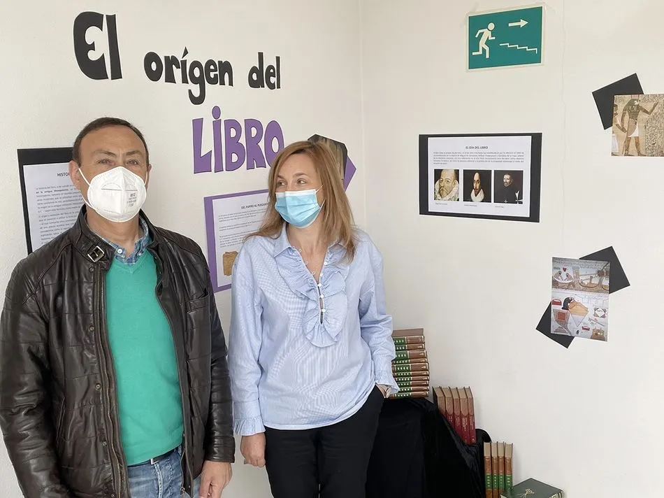 Foto 2 - Carbajosa celebra el D&iacute;a del Libro con encuentros virtuales con autores y sesiones de...