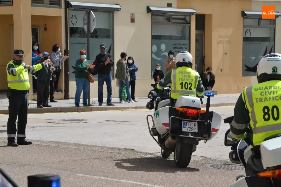 Foto 6 - Sentido homenaje de la Guardia Civil a sus dos compa&ntilde;eros de Tr&aacute;fico fallecidos en el &uacute;ltimo...