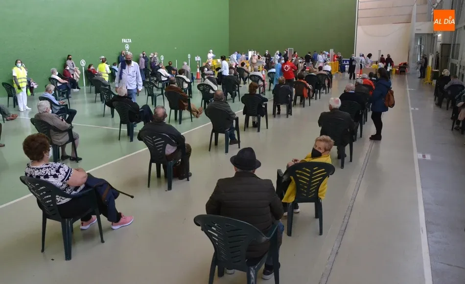 Foto 7 - La Zona B&aacute;sica de Ciudad Rodrigo vive su mayor jornada de vacunaci&oacute;n hasta ahora con 1.700...