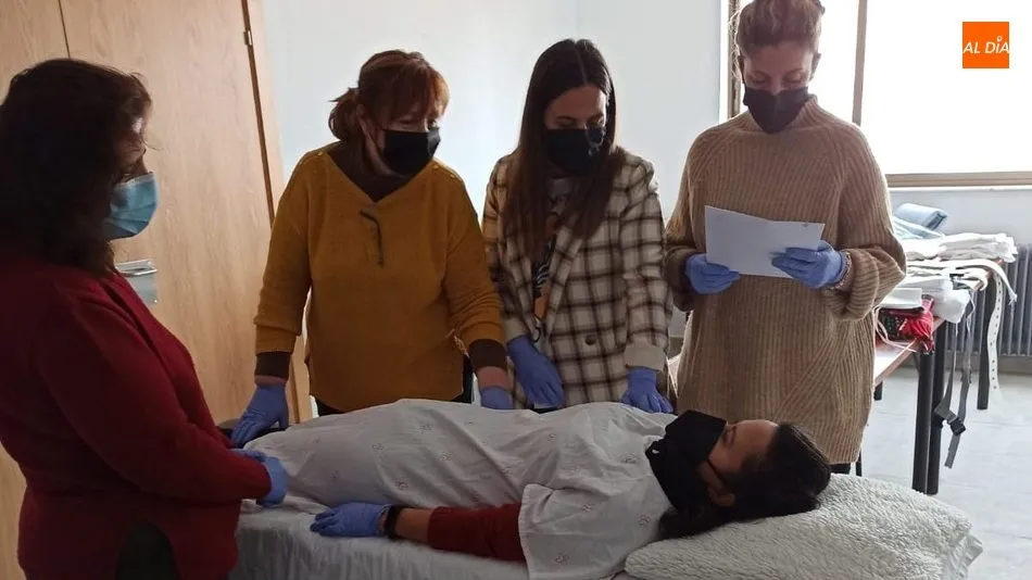 El Centro Cultural acoge la parte teorico-práctica del taller, mientras que la parte estrictamente práctica se realizará en los domicilios que lo hayan solicitado