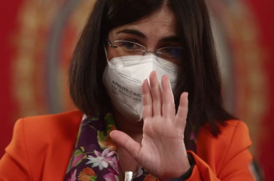 La ministra de Sanidad, Carolina Darias durante su comparecencia ante la Comisión de Sanidad del Senado