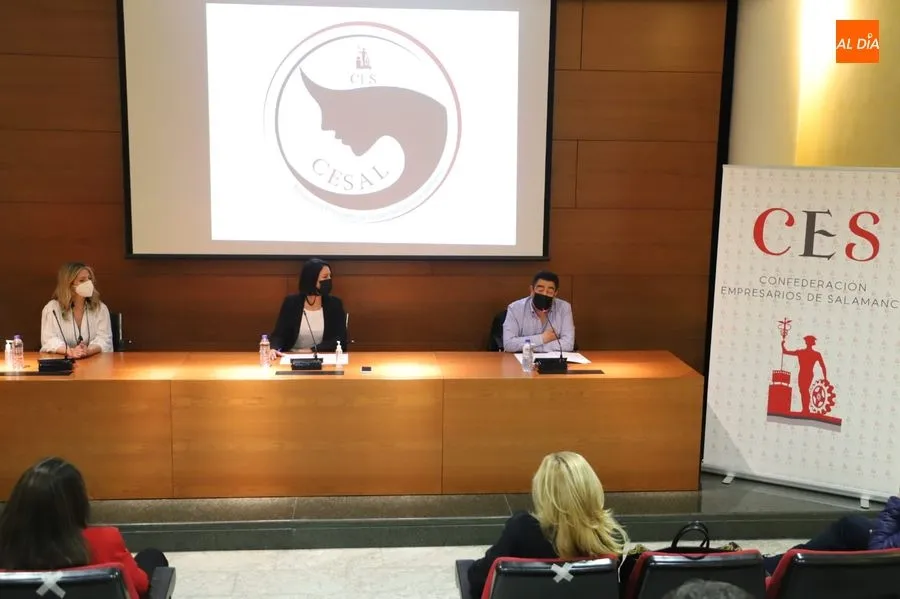 Foto 3 - Los centros de est&eacute;tica se unen para impulsar la recuperaci&oacute;n de un sector del que viven m&aacute;s de...