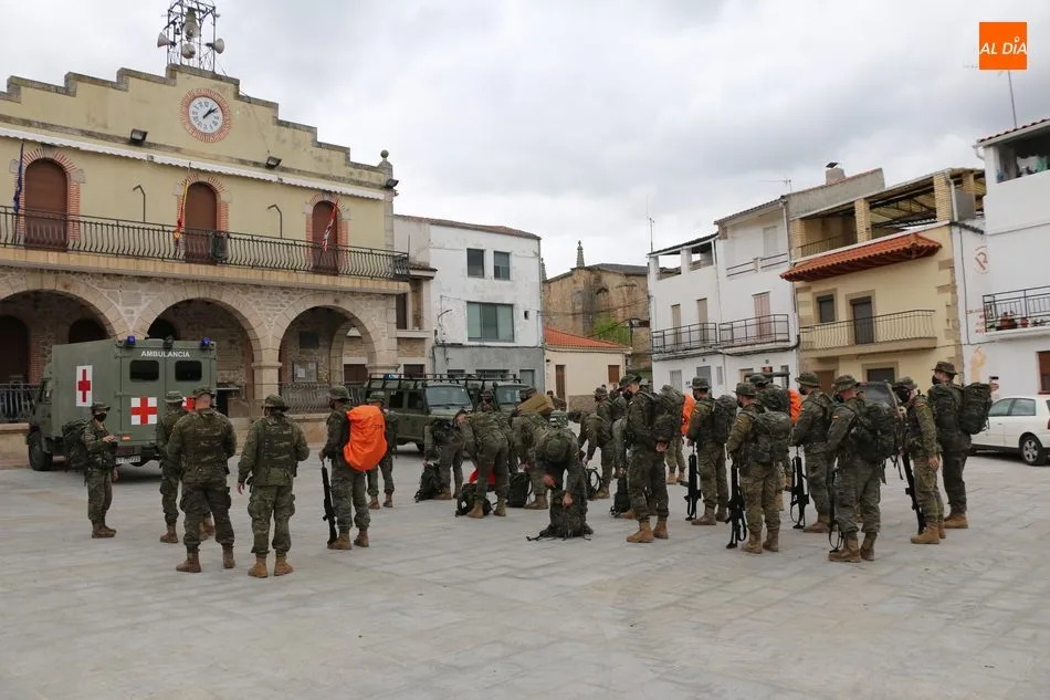 Foto 9 - La Compa&ntilde;&iacute;a del Cuartel General del Mando de Ingenieros desarrolla en Villarino actividades de...