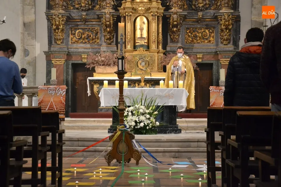 Foto 8 - La Di&oacute;cesis vive 12 horas de oraci&oacute;n para el surgimiento de vocaciones  